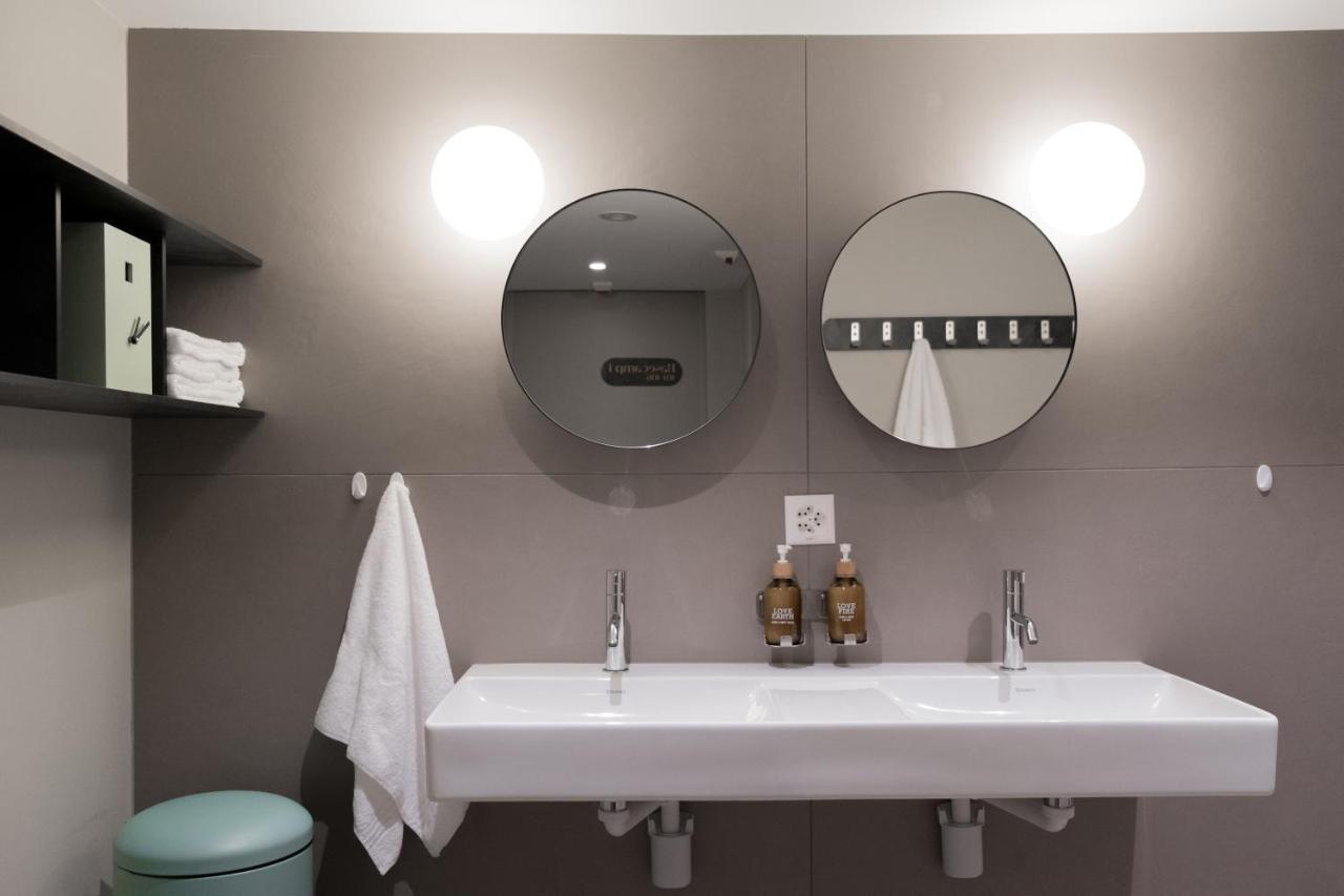 Carina Hotel 3*