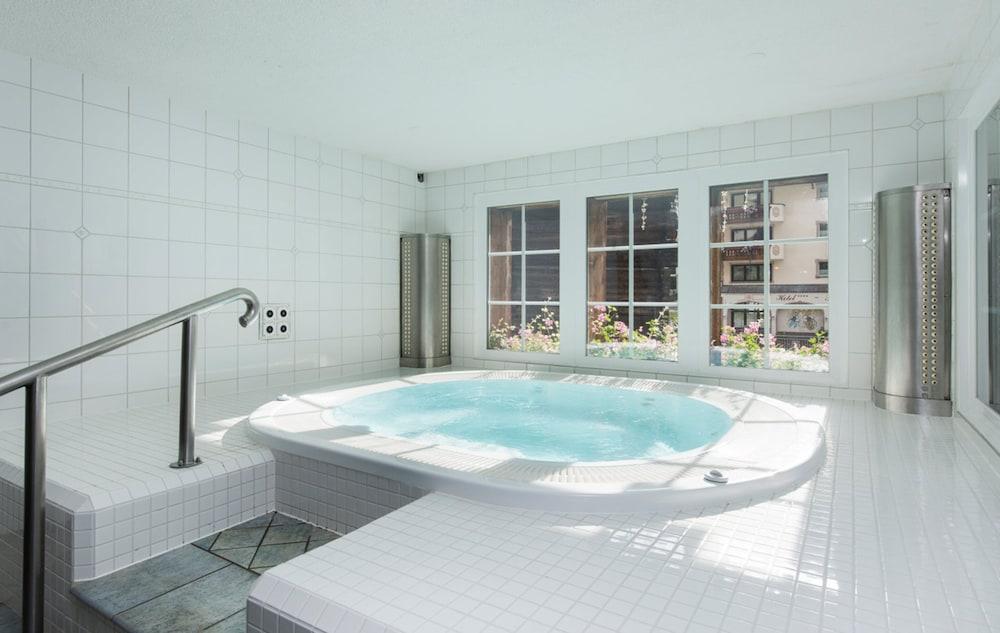 Hotel Sunstar