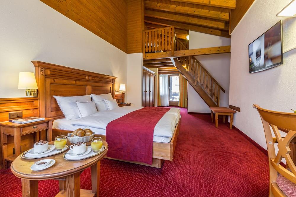 National - Matterhorn Views, Sunnegga Gateway & Hotel 4*