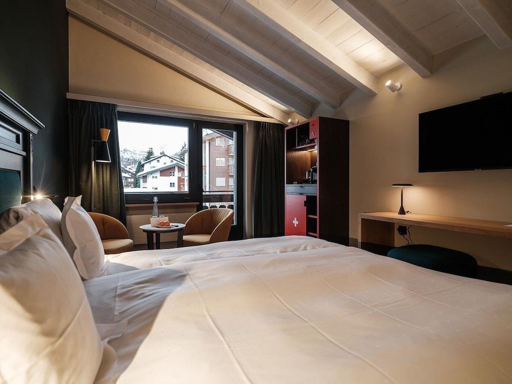 National - Matterhorn Views, Sunnegga Gateway & 4*