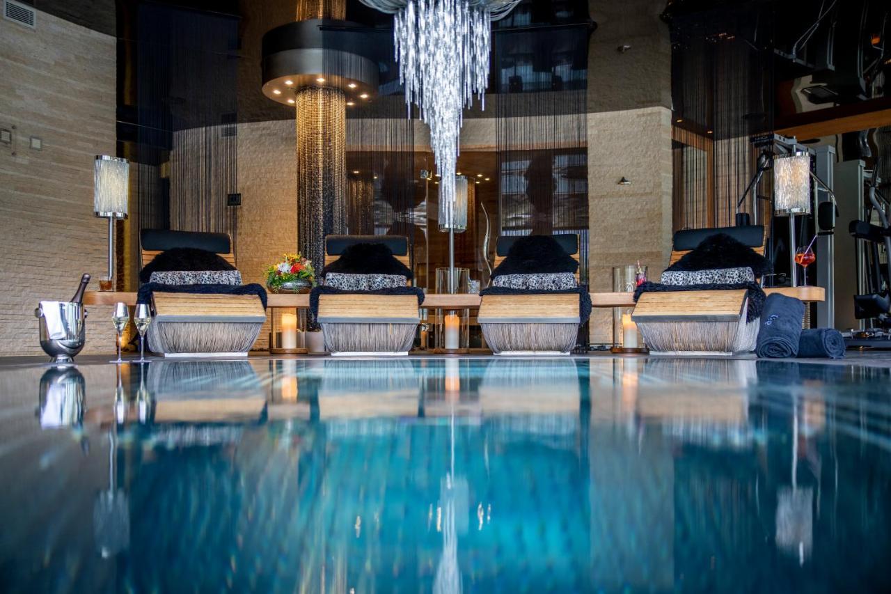 Peak - Your Own Private Luxury - Includes Professional Staff And Catering - Voted World's Zermatt