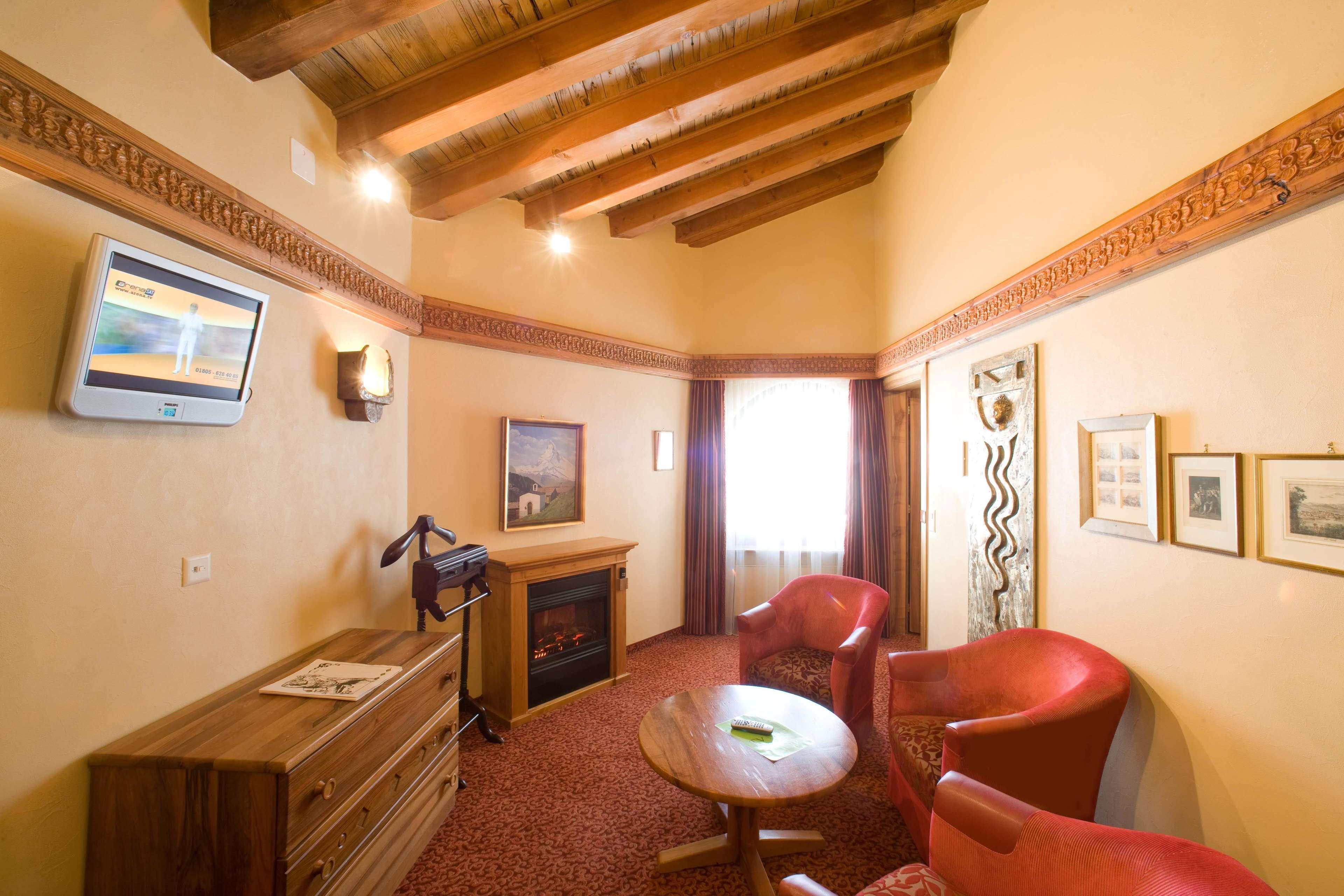Hotel Alex 4*