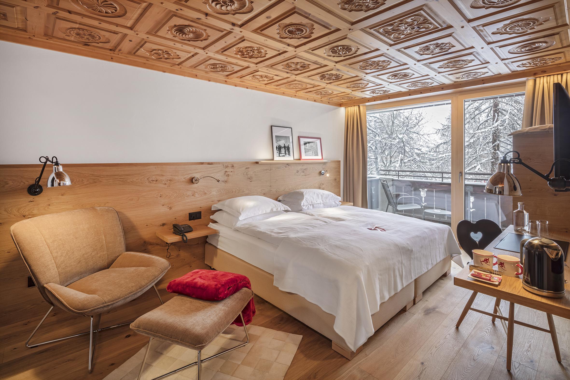 Hotel Swiss Alpine Allalin 4*