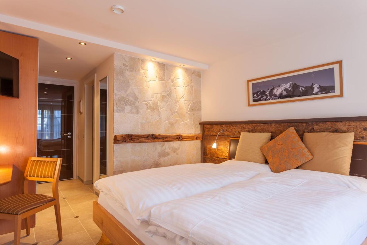 Pollux Hotel