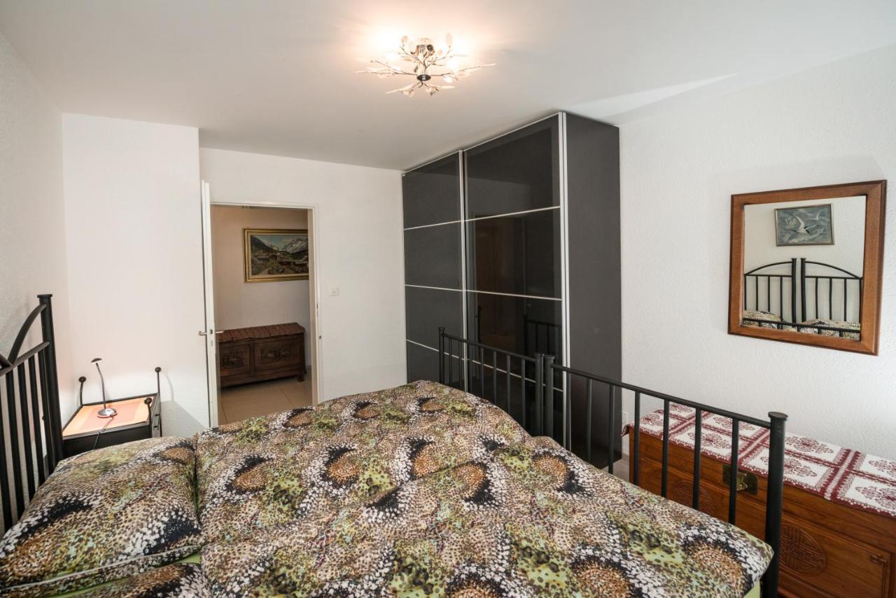 Charming In - 