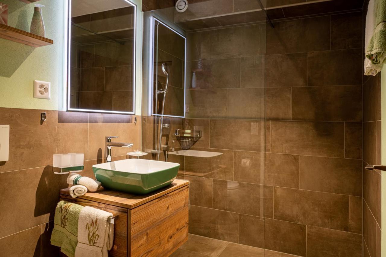 Gretas Home-city Center Studio Apartment