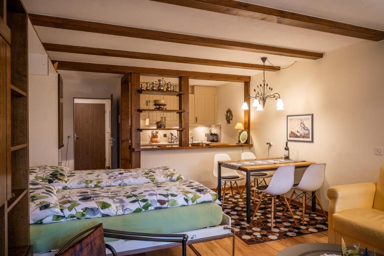 Gretas Home-city Center Studio