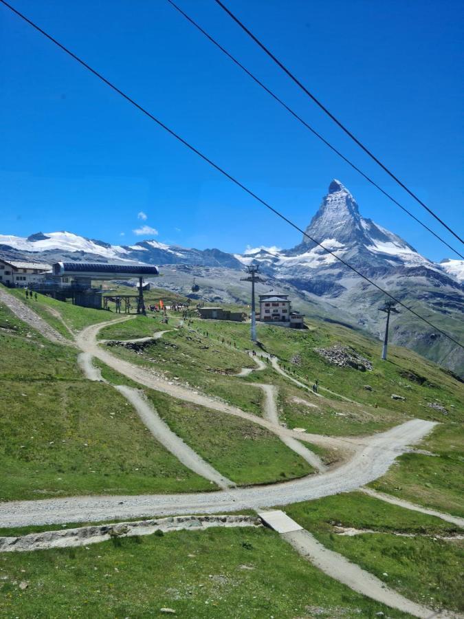 Apartment Im Alten Dorfteil Von Zermatt