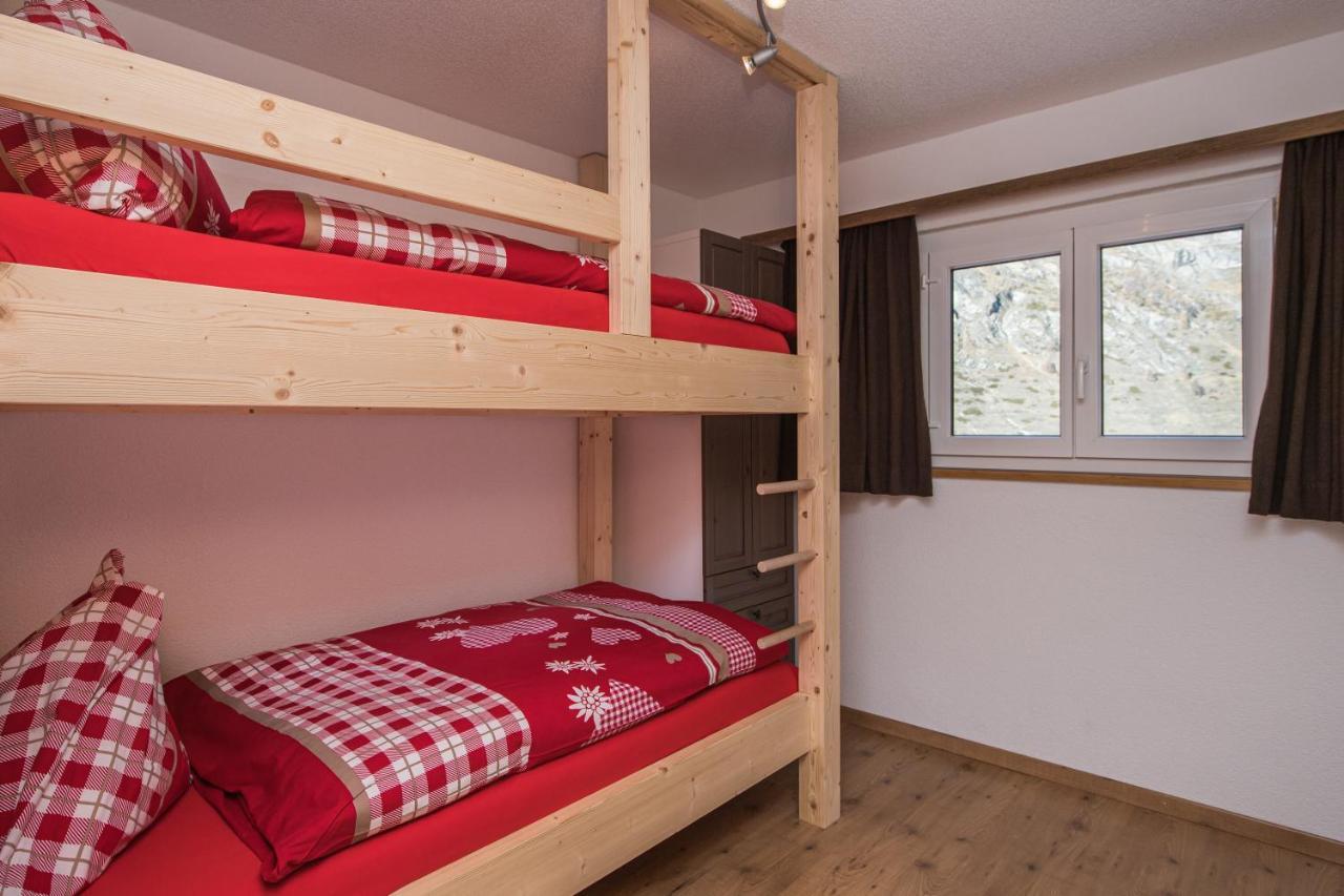 Basecamp Apartment