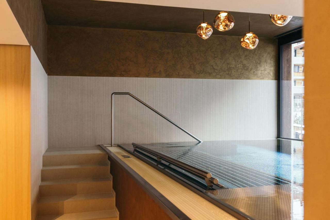 Hotel La Couronne & 4*