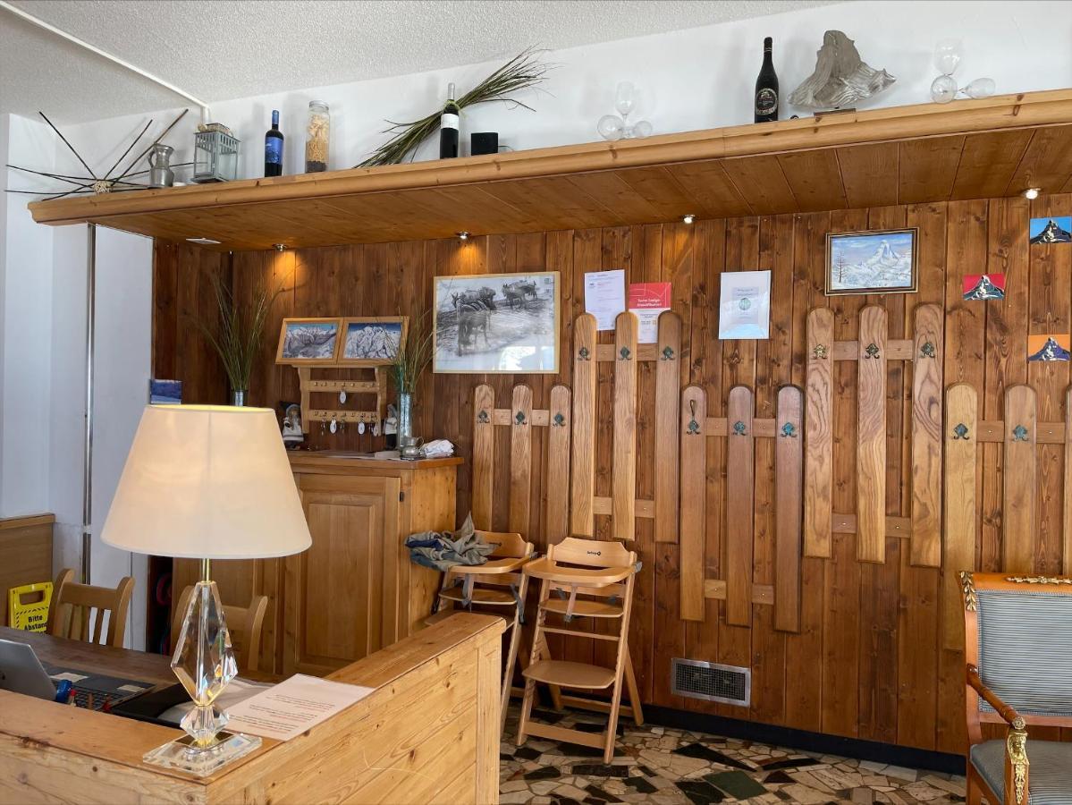 Hotel Schwarzsee 2*