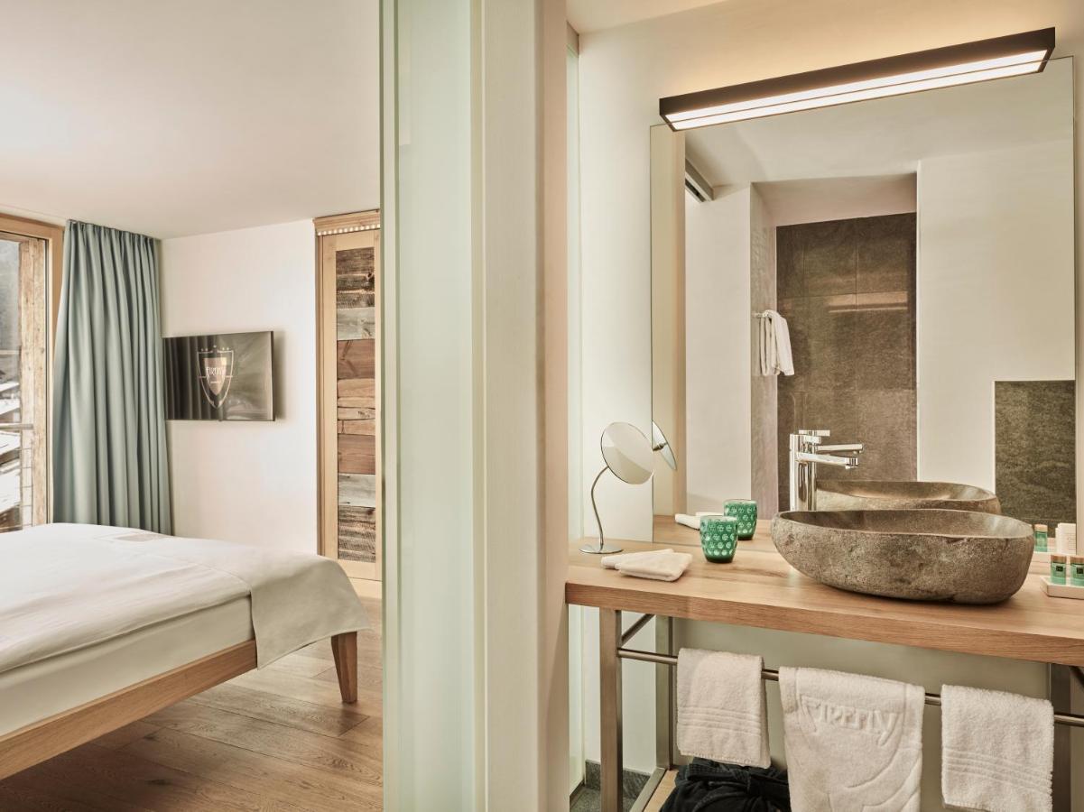 Hotel Firefly Luxury