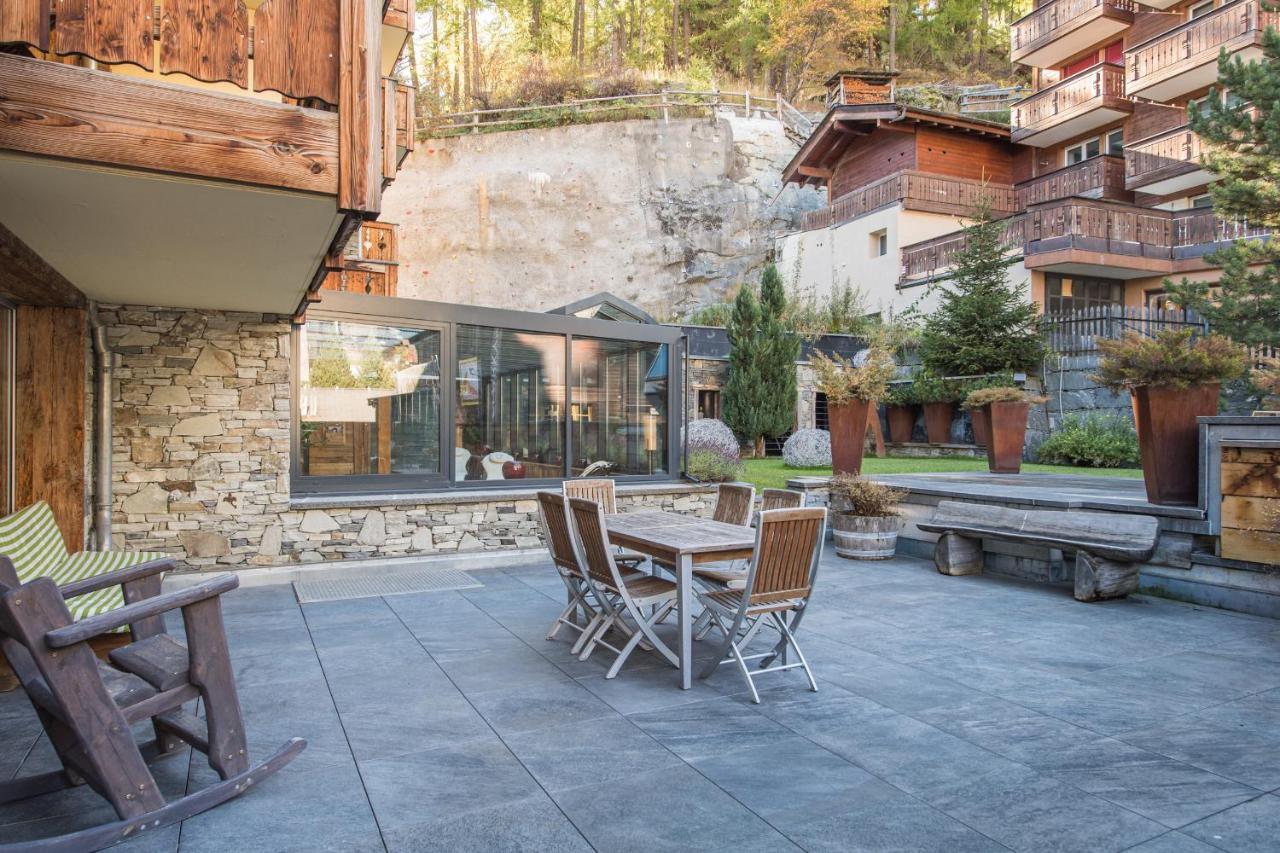 Firefly Luxury Hotel