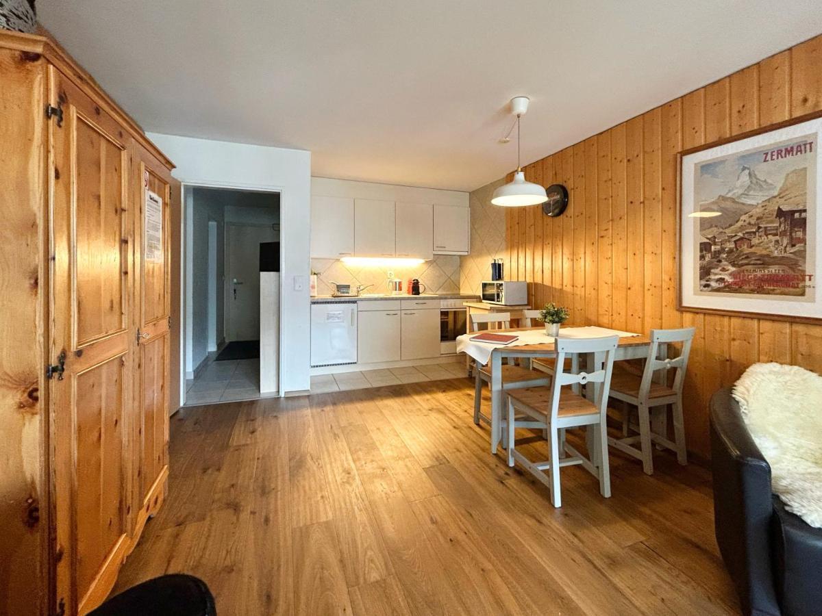 Apartment Beautiful In With A Breathtaking View Of The Matterhorn