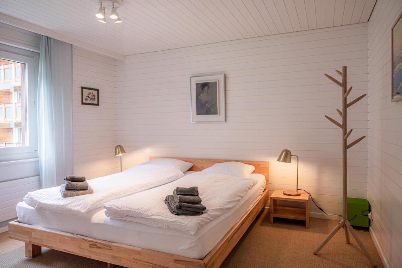Tidu Modern Chic Stylish Apartment
