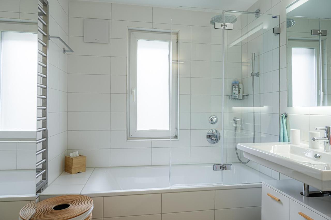 Apartment Tidu Modern Chic Stylish