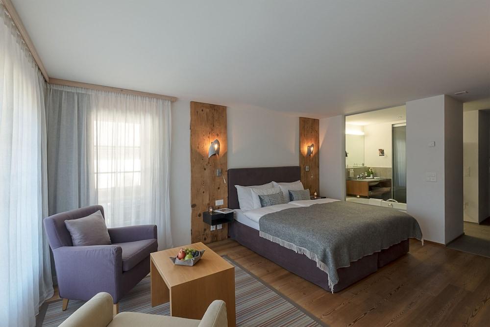 Hotel Le Mirabeau &