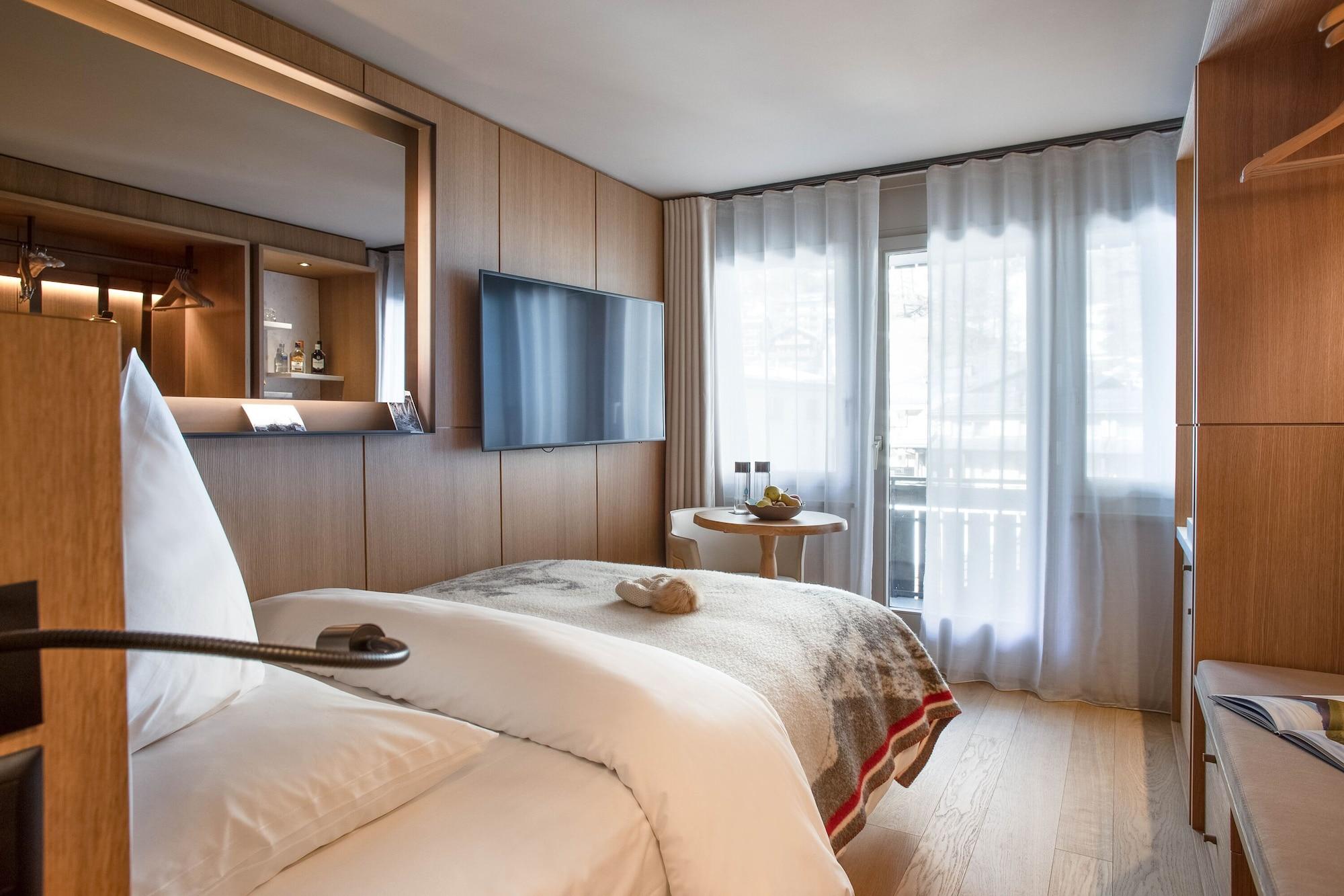 Schweizerhof - A Small Luxury 4*