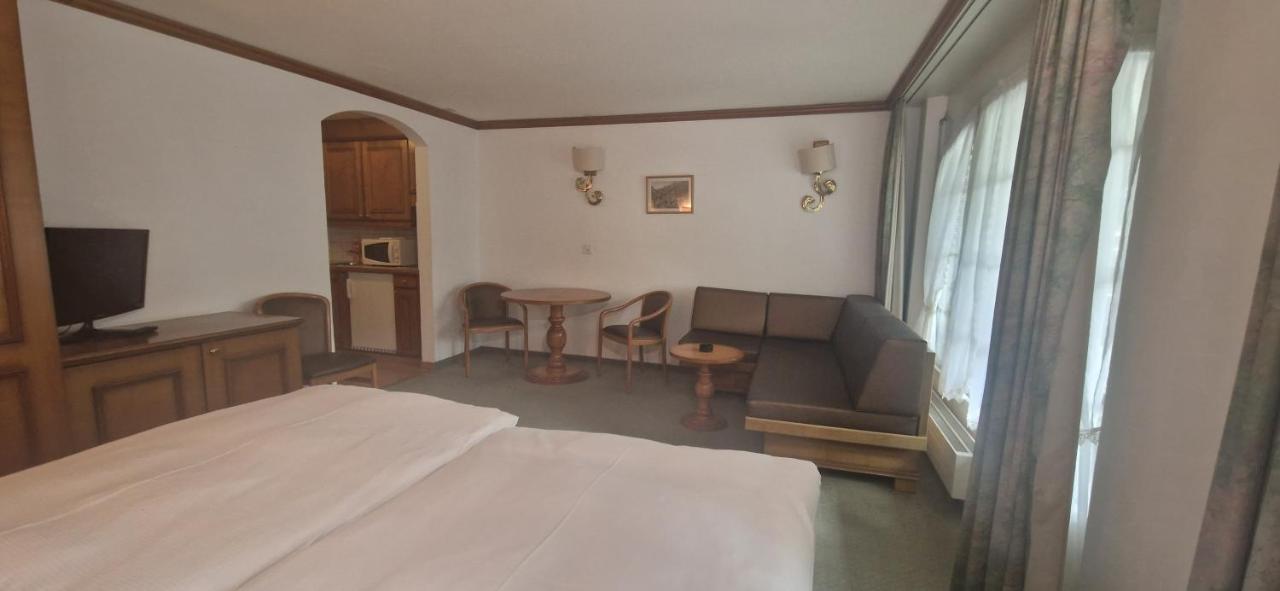 La Perle Aparthotel *