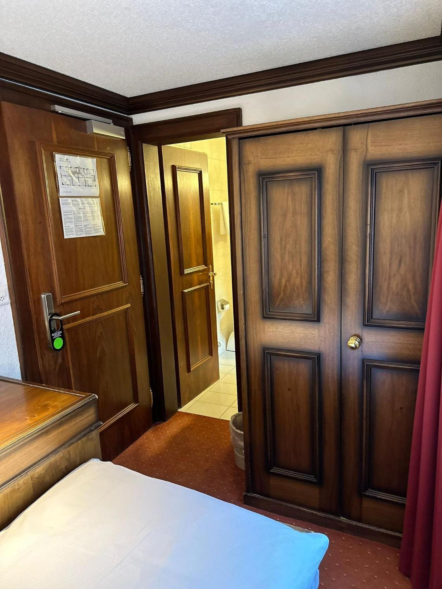 Hotel Astoria 3*