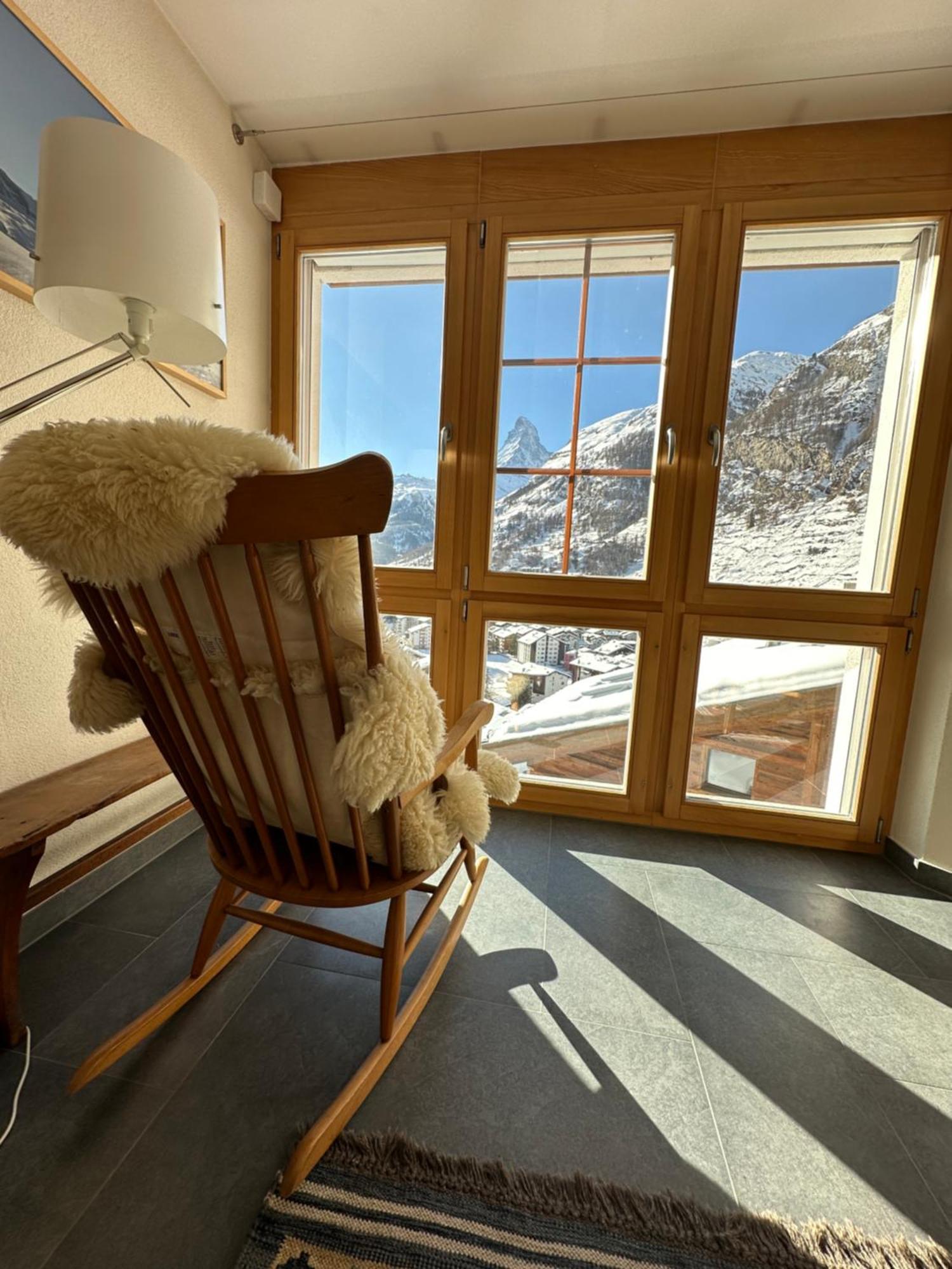 Modern Self-catering With Matterhorn Views Apartment *