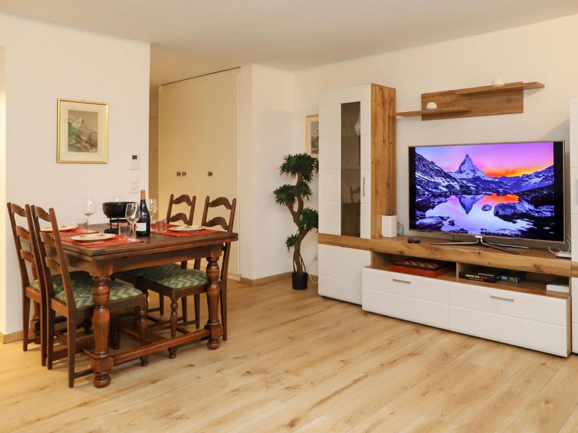 Grillon-4 By Interhome