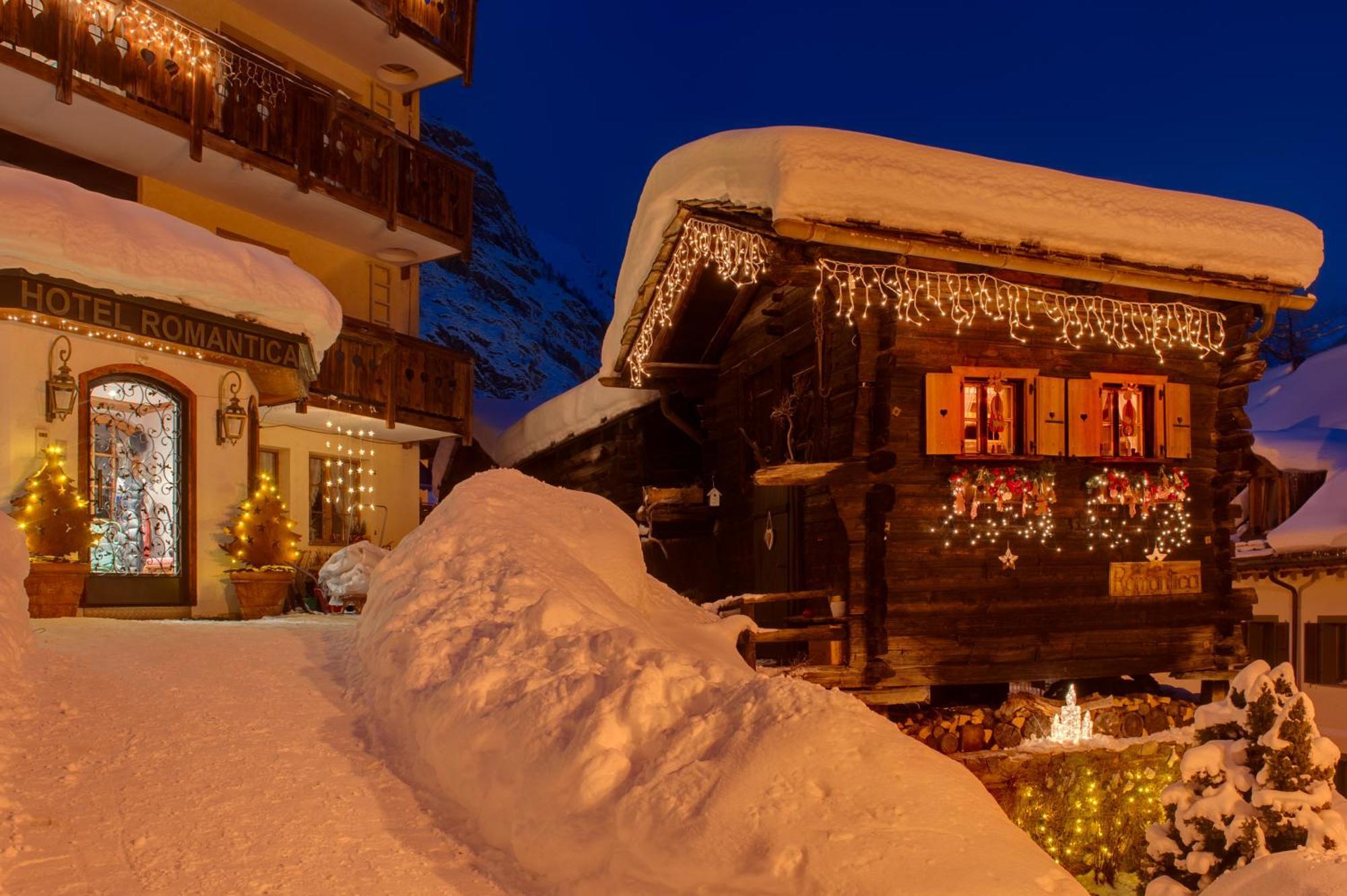 Hotel Romantica 3*