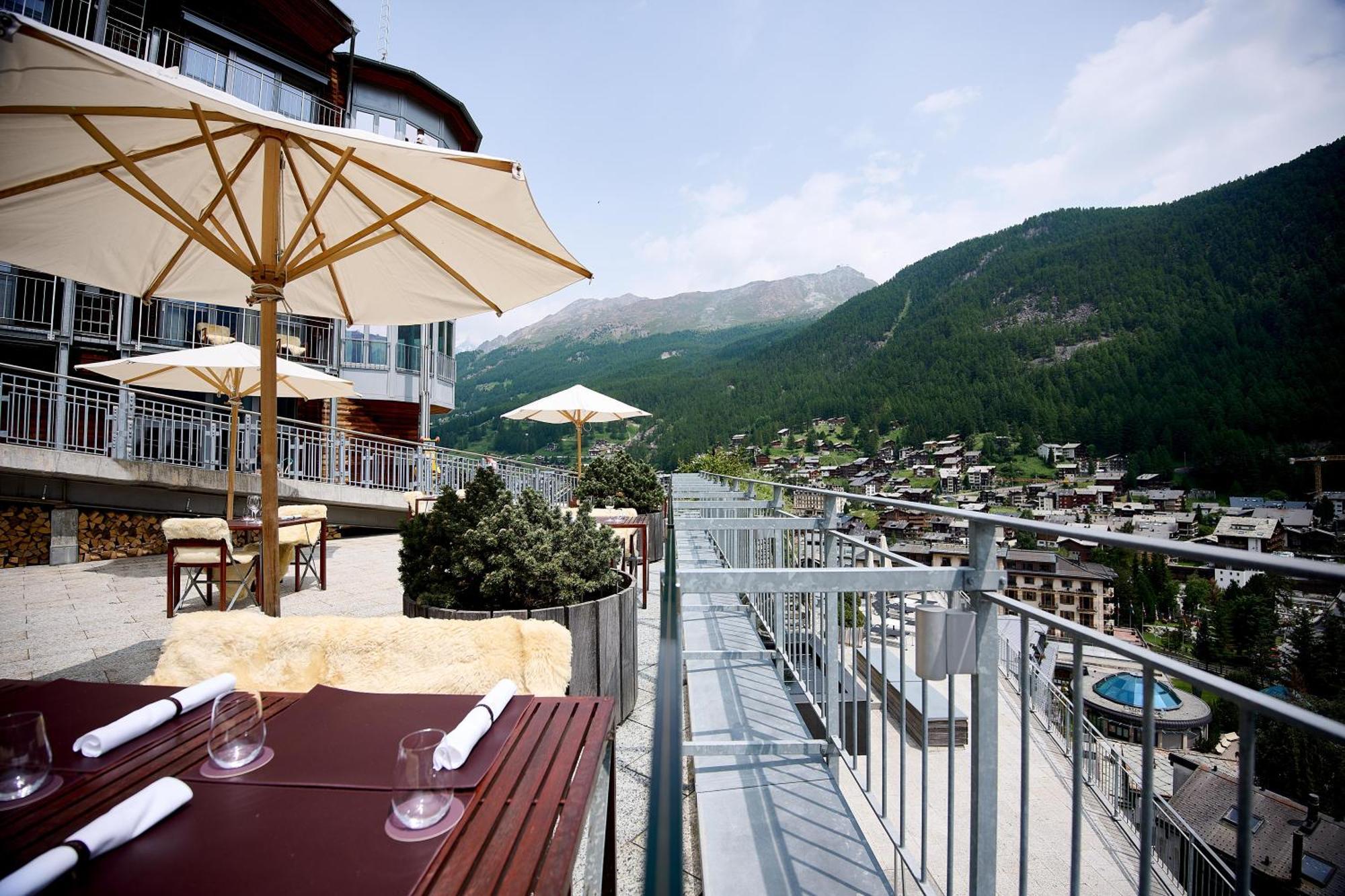 The Omnia Hotel 5*