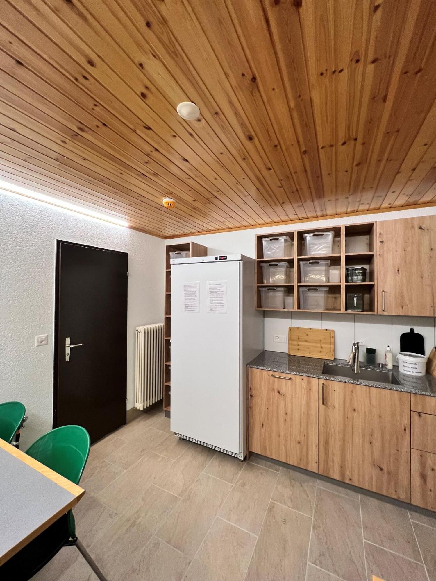 Hotel Adonis