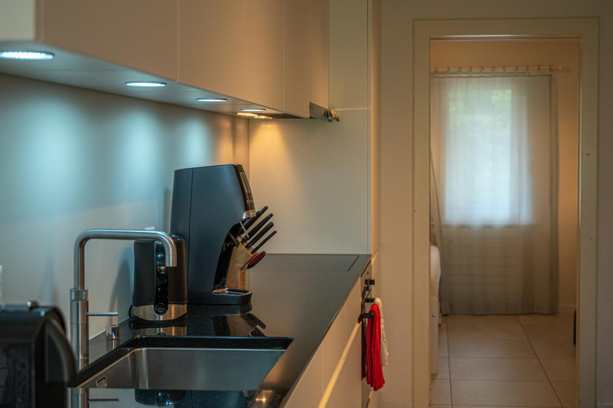 Apartment Tidu Modern Chic Stylish