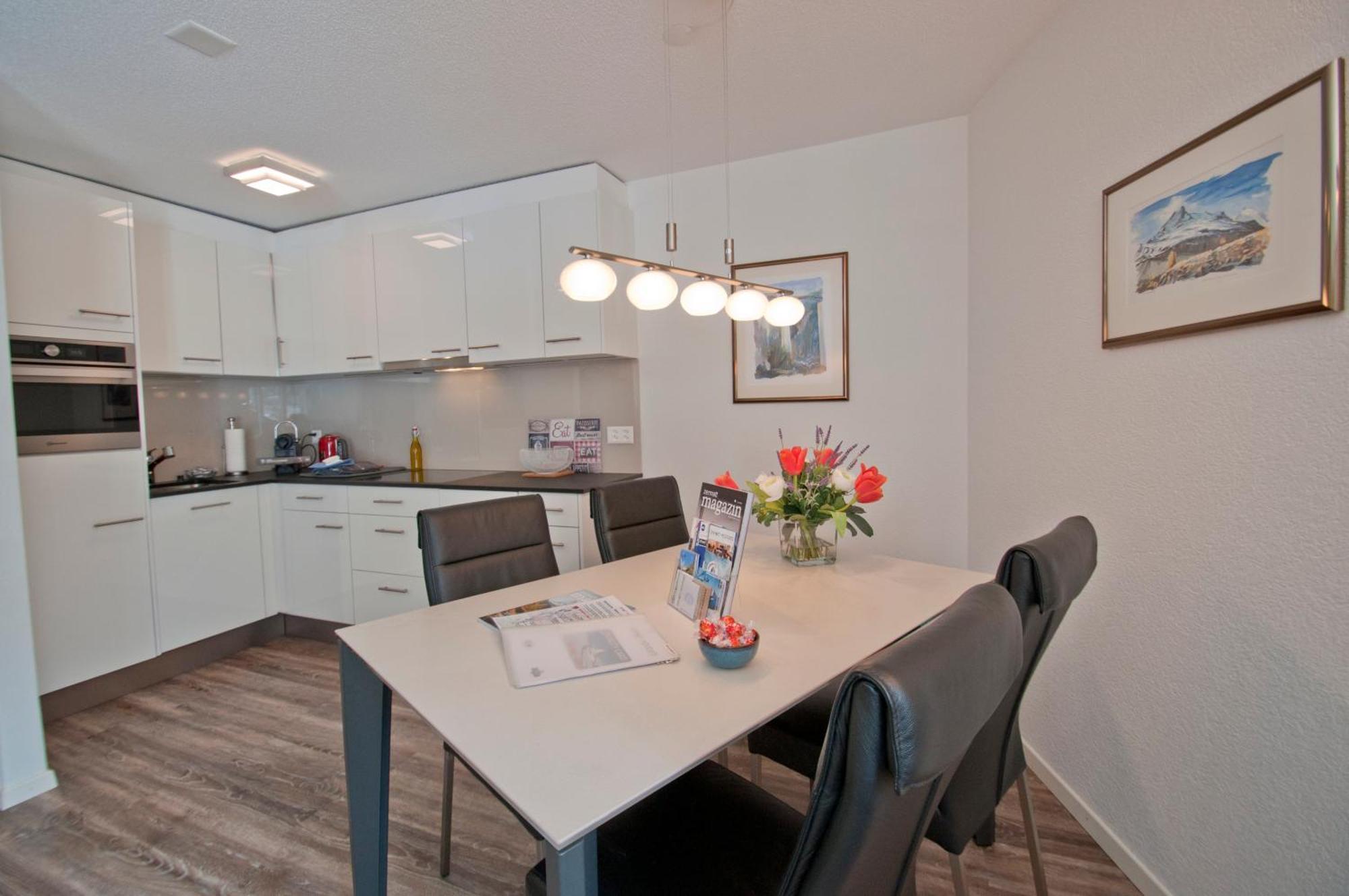 Apartment Haus Bodmen C, Anemone *