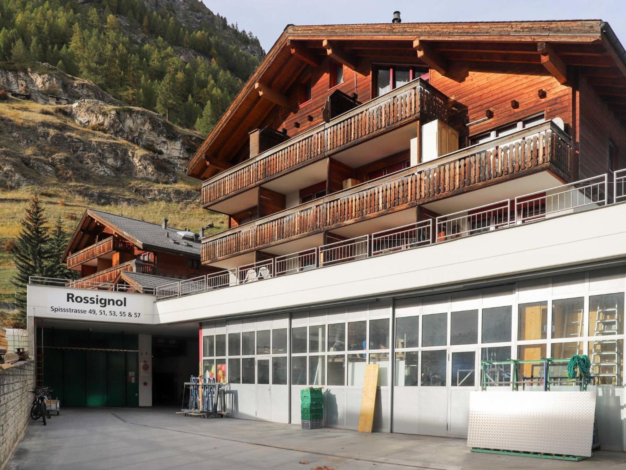 Rossignol B By Interhome