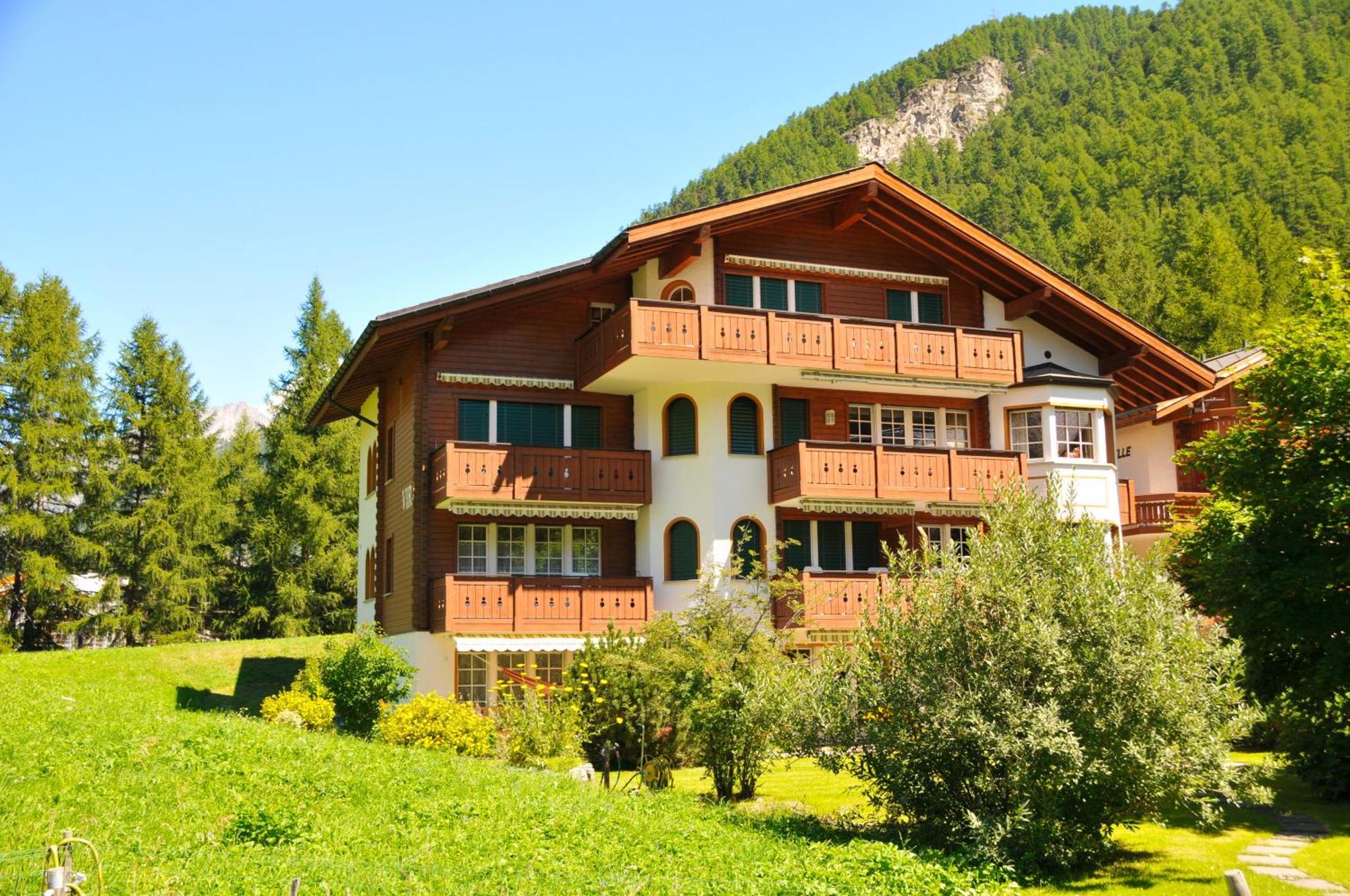 Haus Vira Apartment *