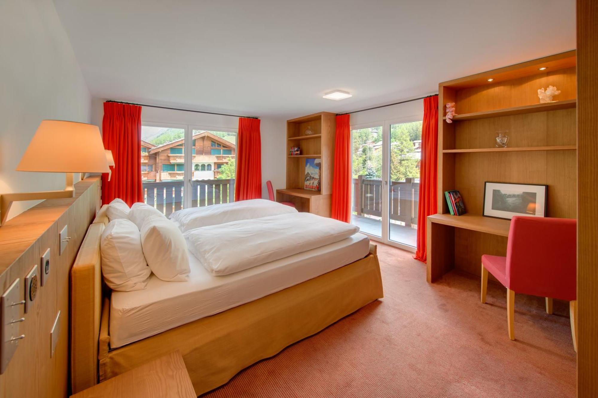 Luxury & By Mountain Exposure Zermatt