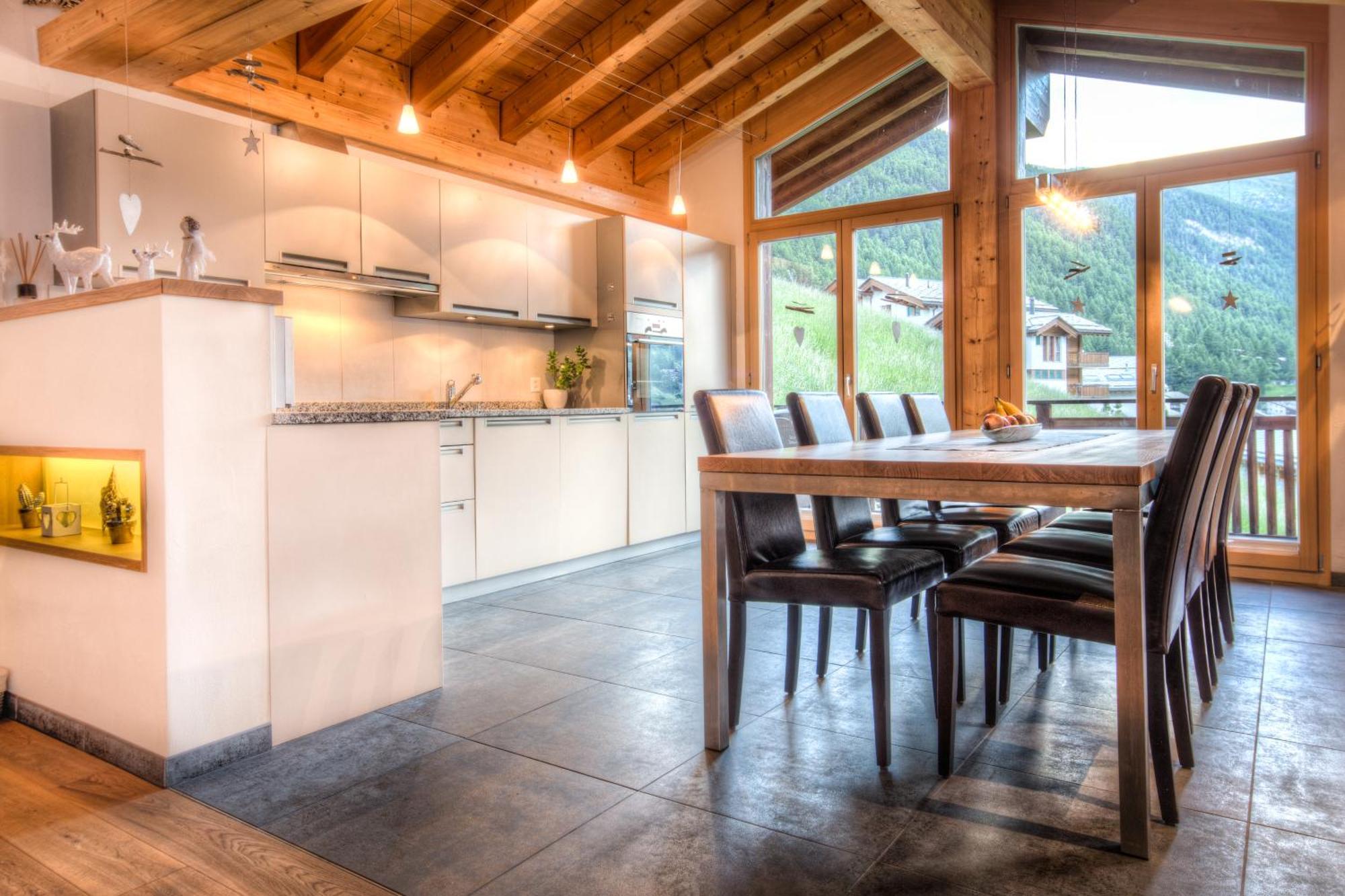 Chalet A La Casa