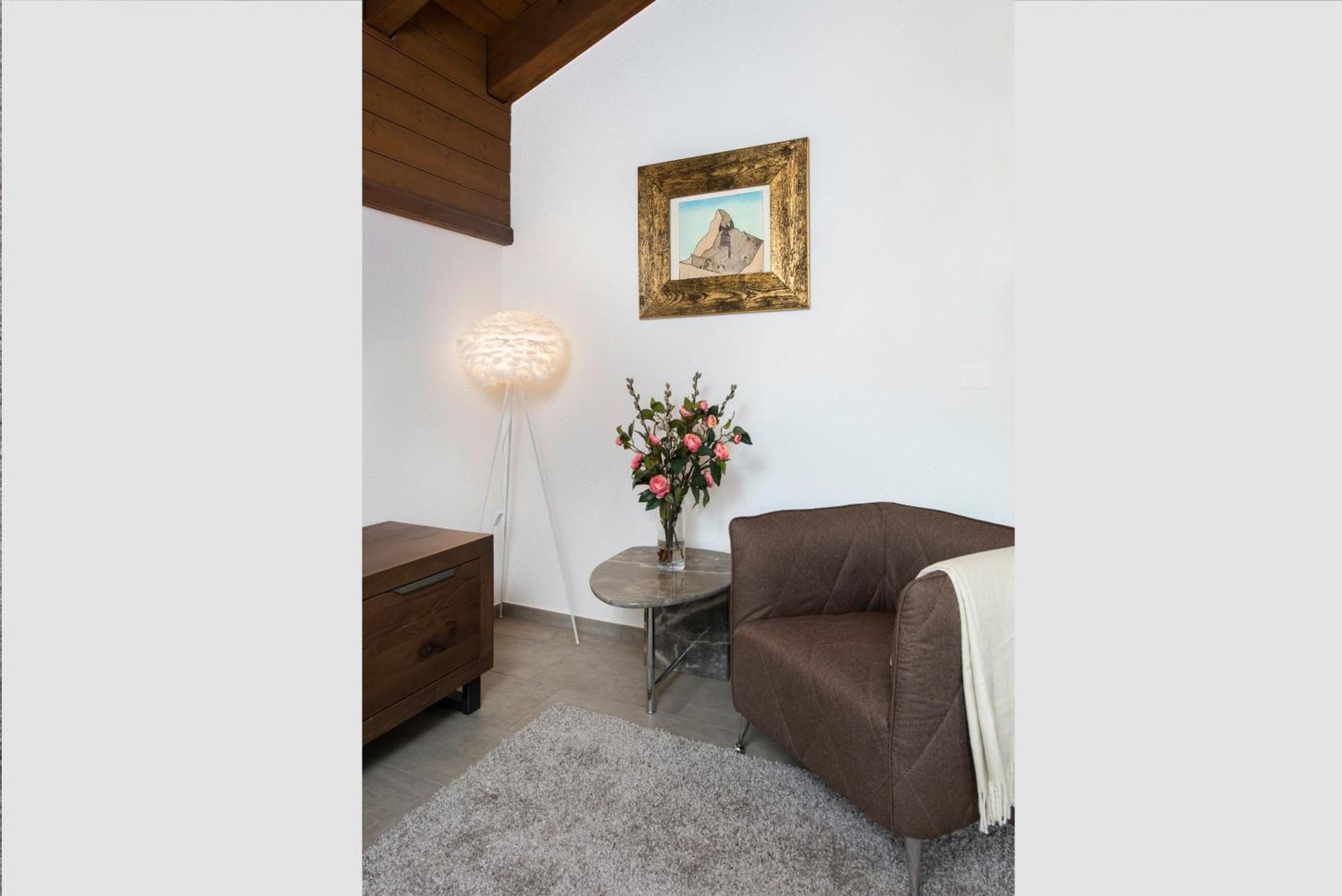 Luxury & By Mountain Exposure * Zermatt