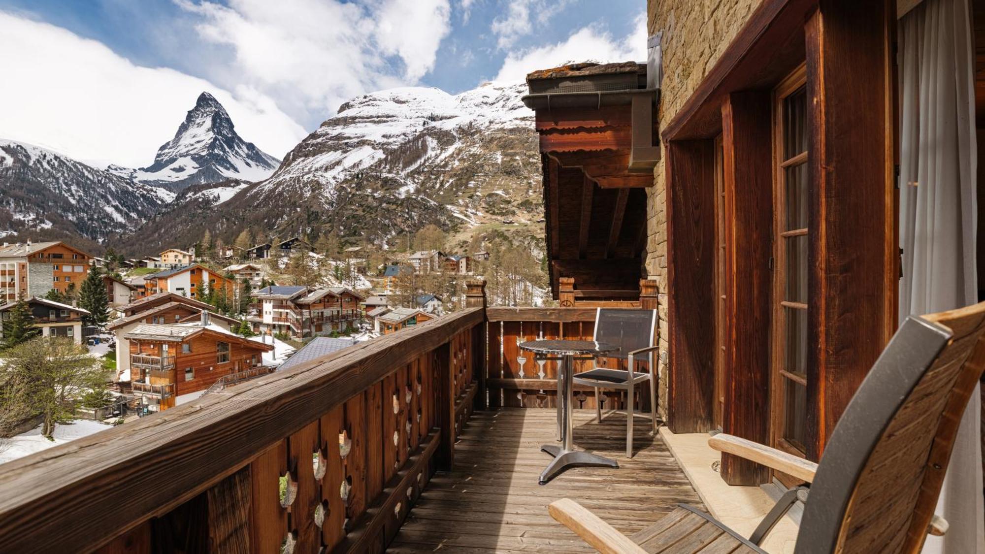 Kisseye By Premium Zermatt