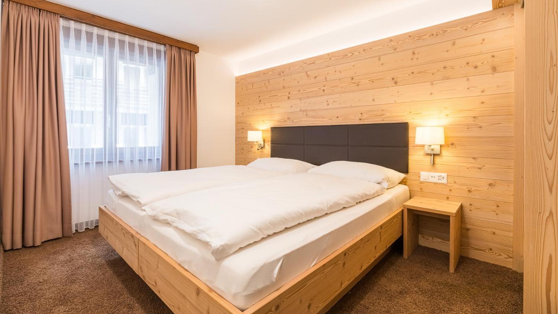 Derby Hotel 3*