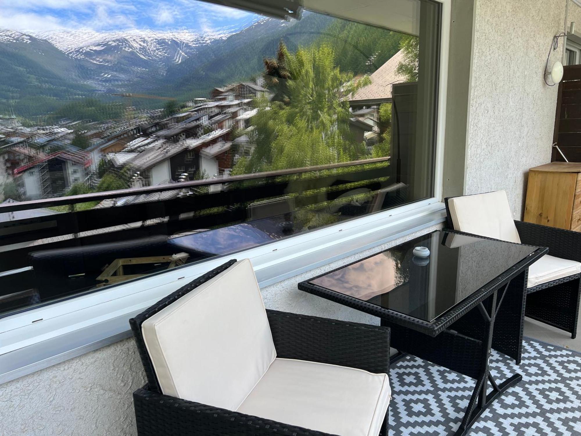 Capri Matterhorn View Apartment