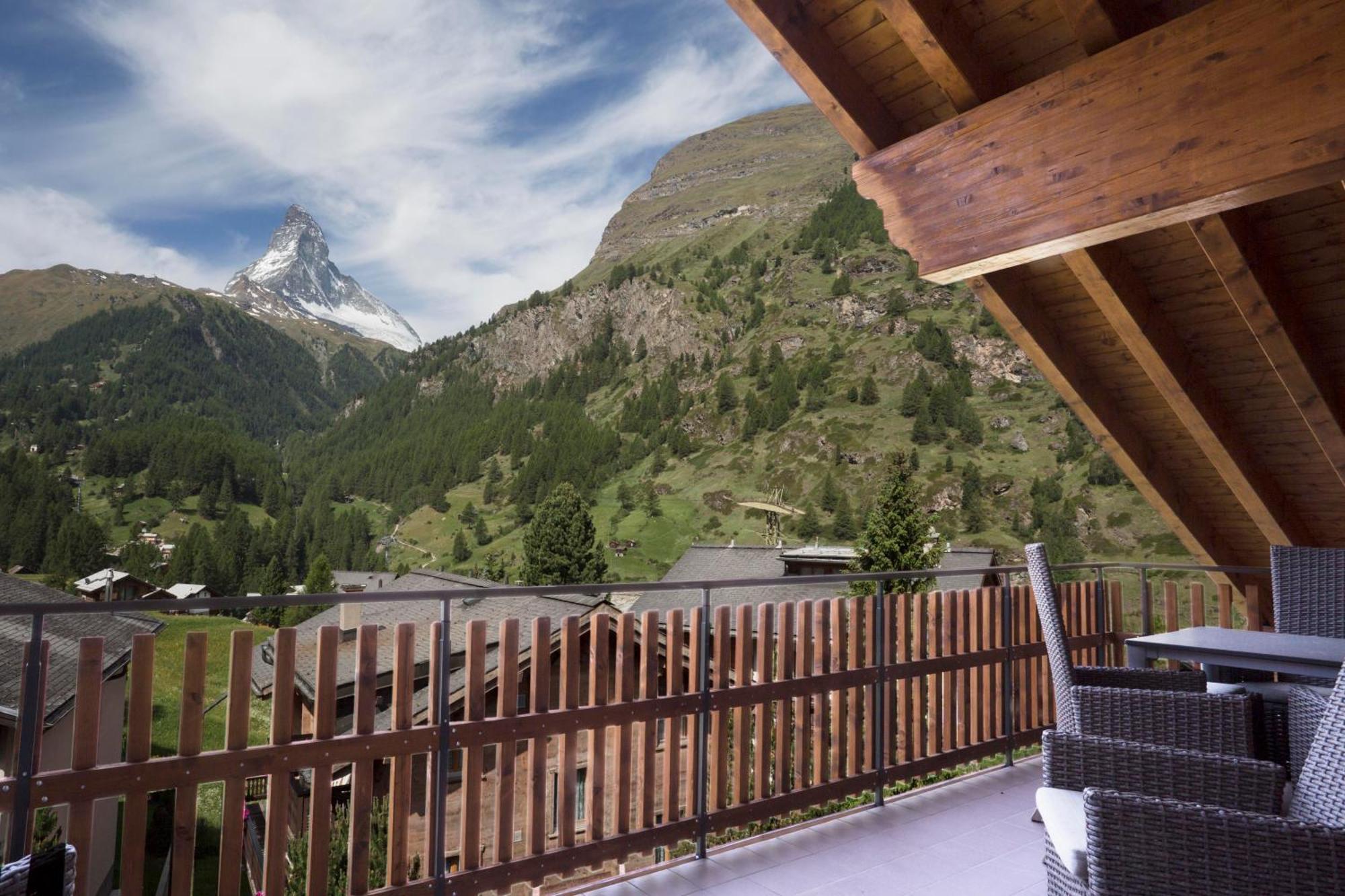 Haus Andorra Mit Matterhornblick *
