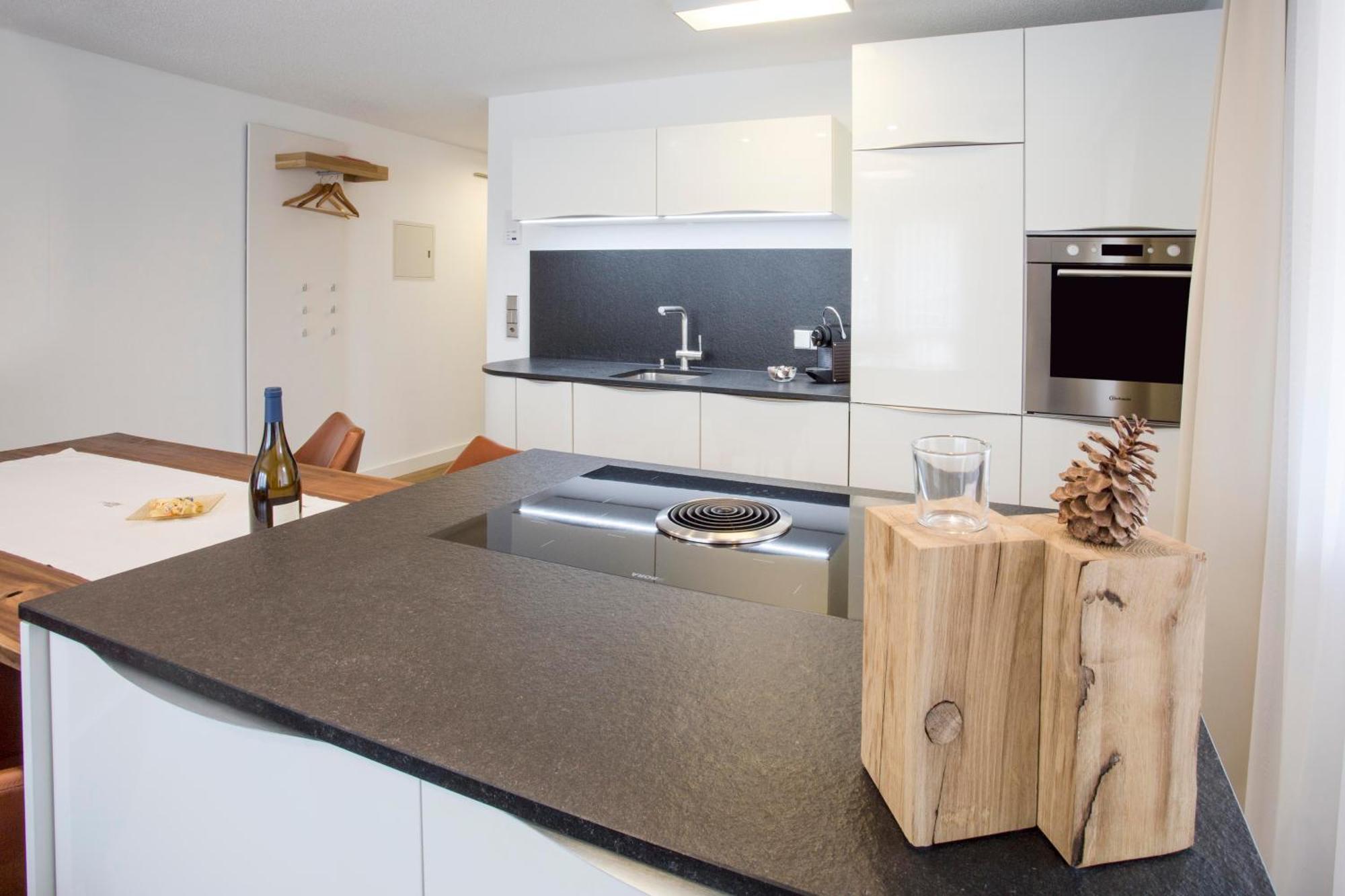 Apartment Haus Andorra Mit Matterhornblick