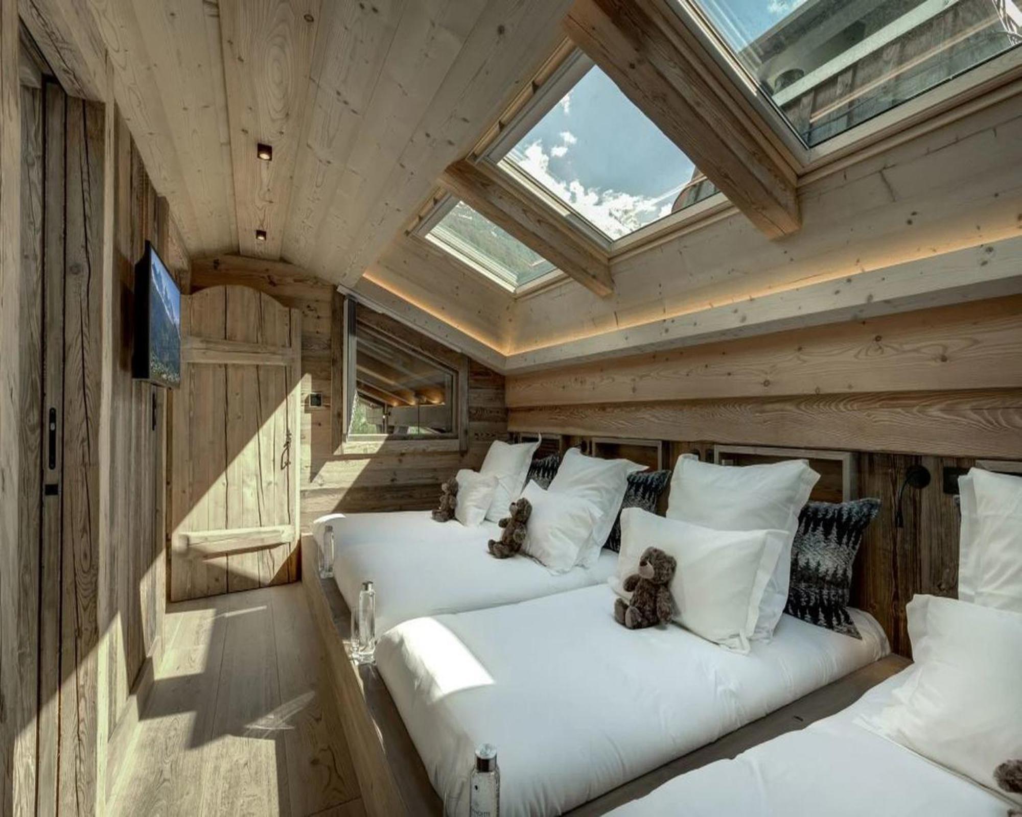 Chalet Majesty: Opulent Chalet In The Heart Of *