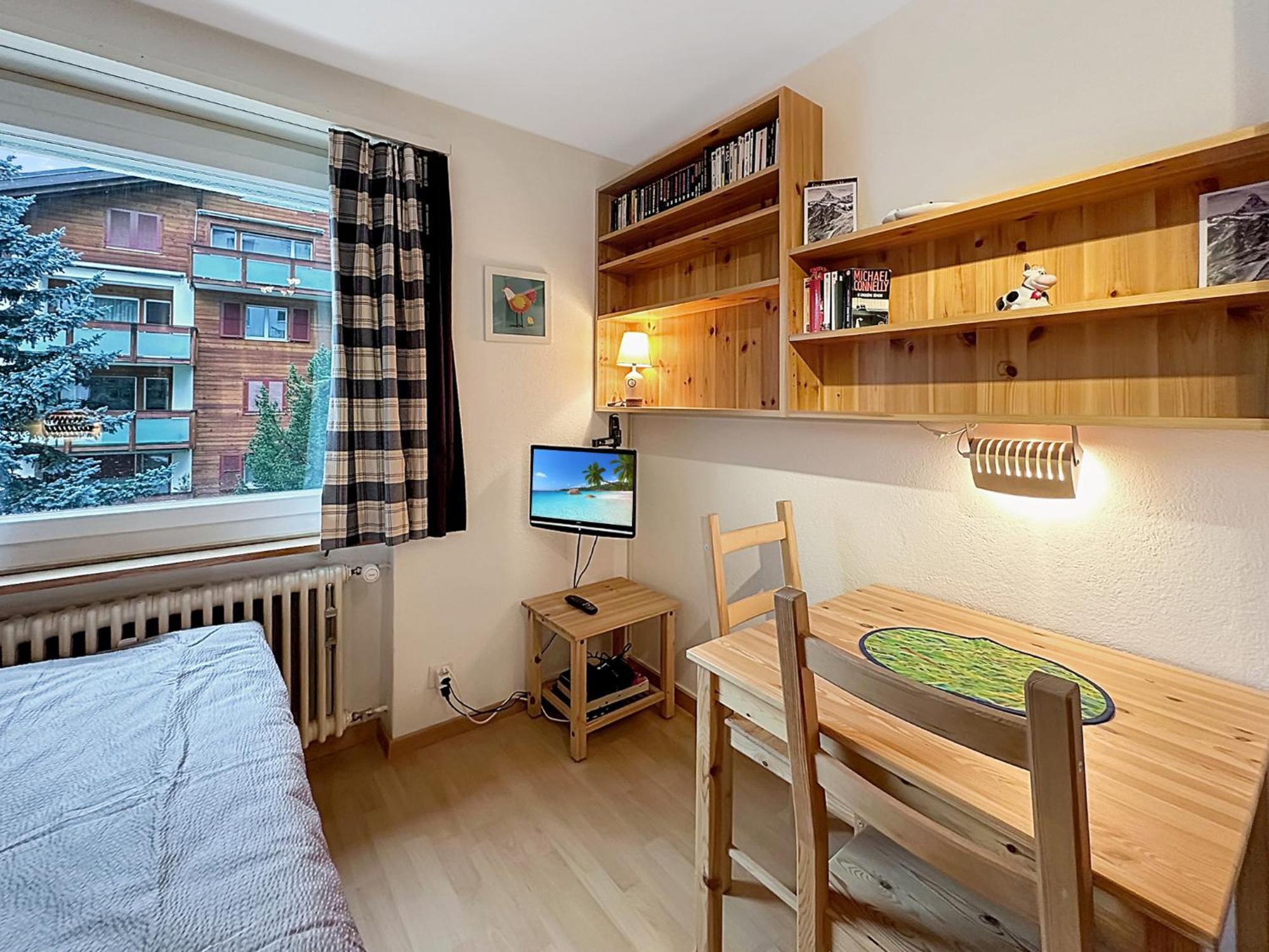 Apartment Haus Cresta - Paradise- Swiss Alps