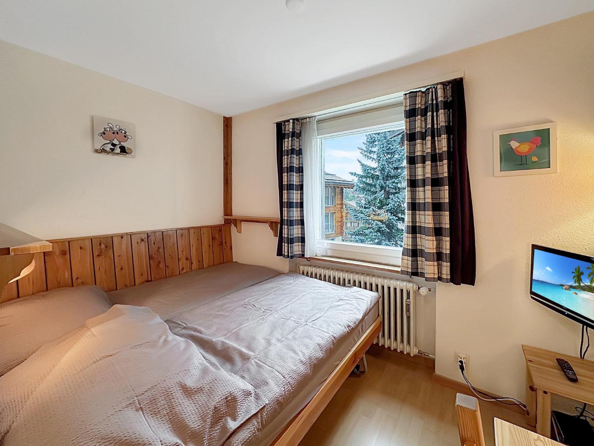 Apartment Haus Cresta - Paradise- Swiss Alps