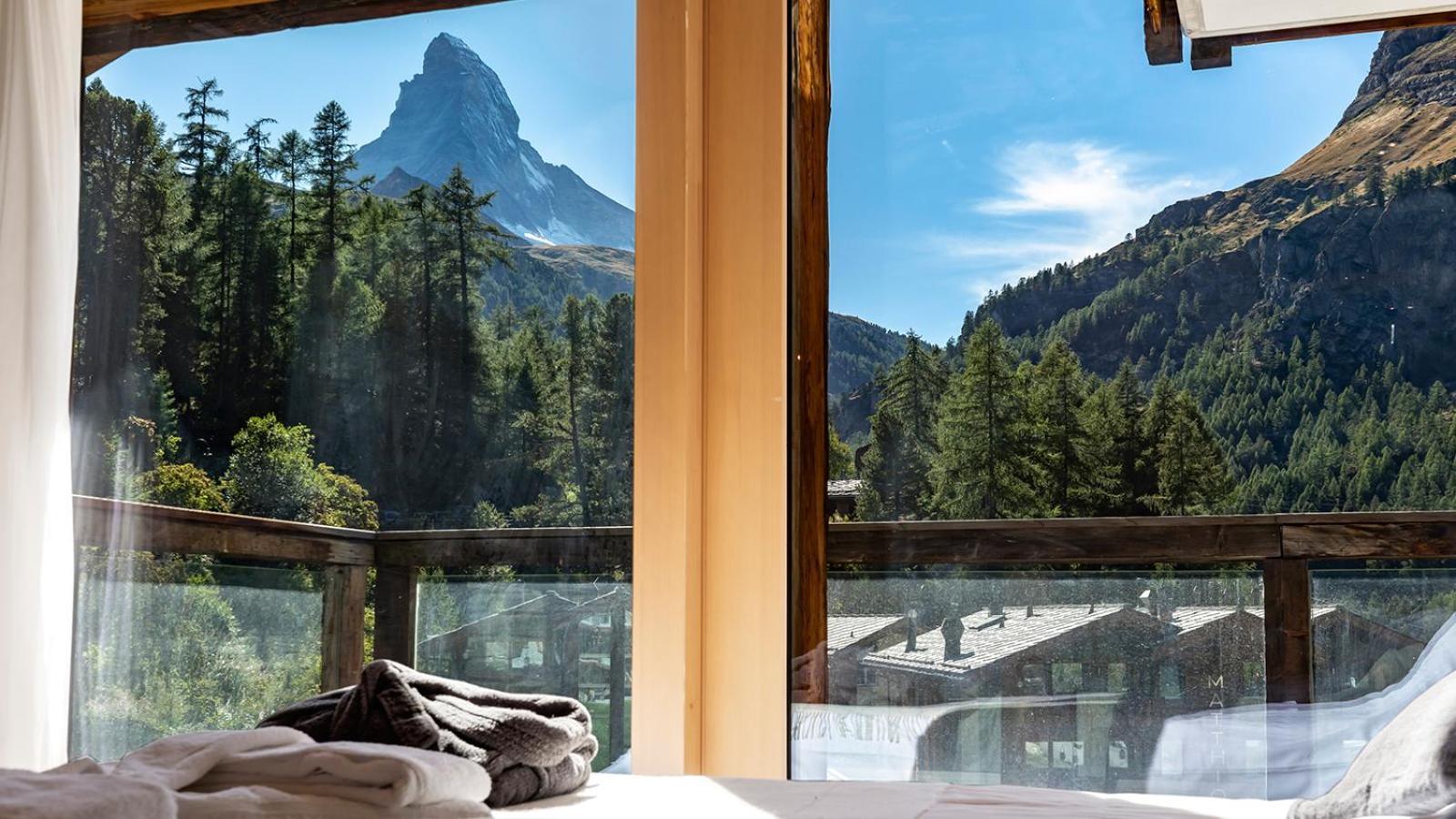 4br Stunning Penthouse - Ski In&ski Out - What'app - 0034-635-518-216 - For Reservations!