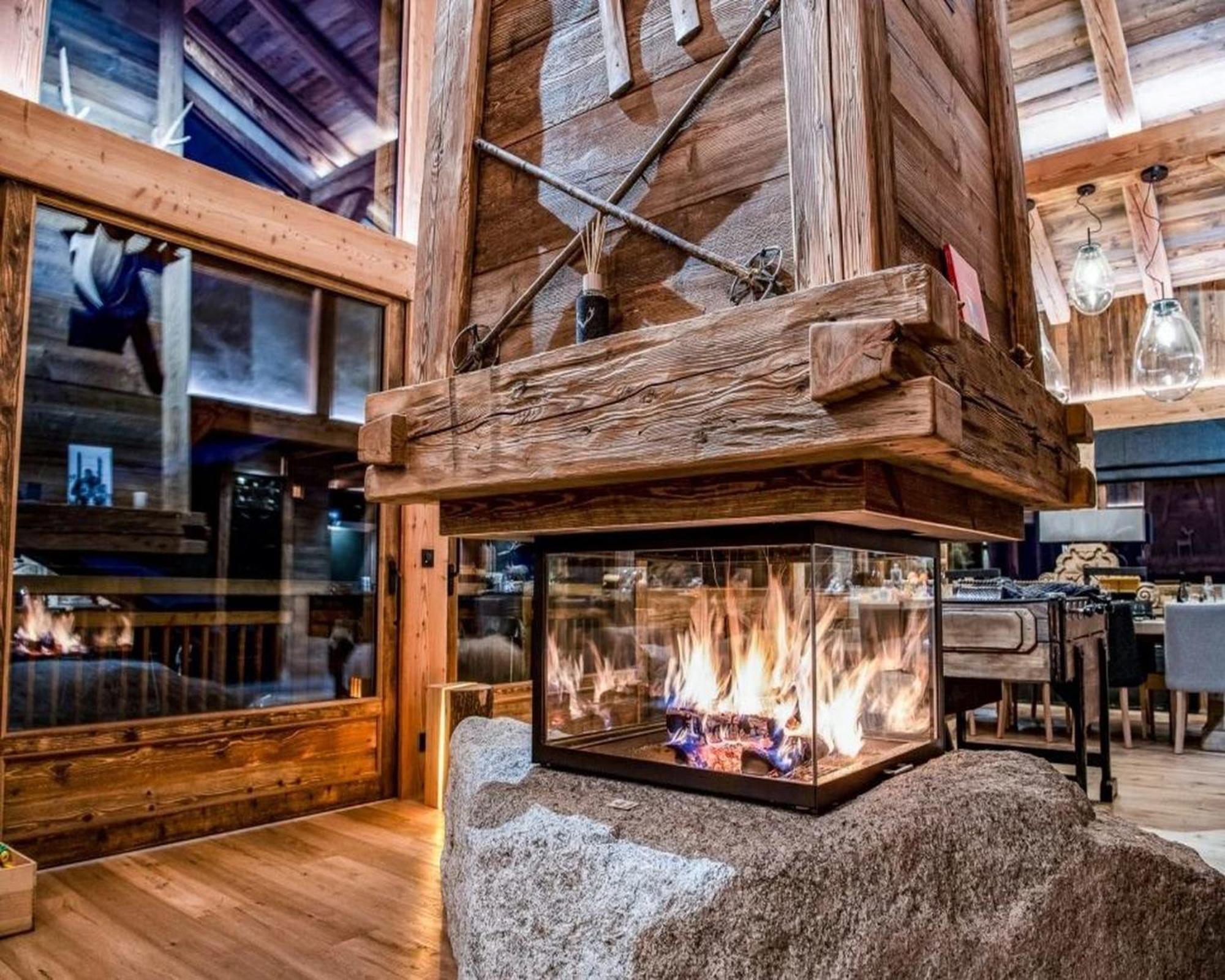 Chalet Splendor: The Luxury Of A Chalet In 5b