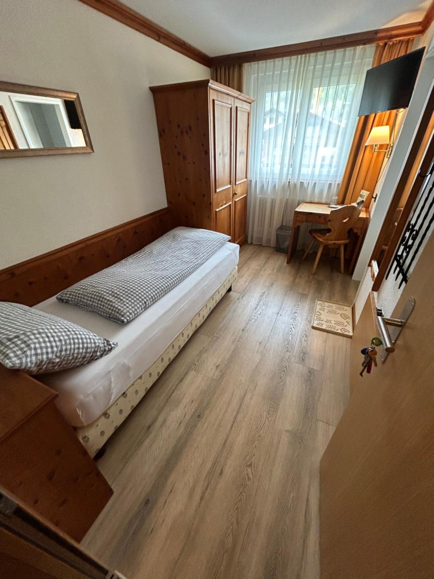Hotel Adonis Zermatt