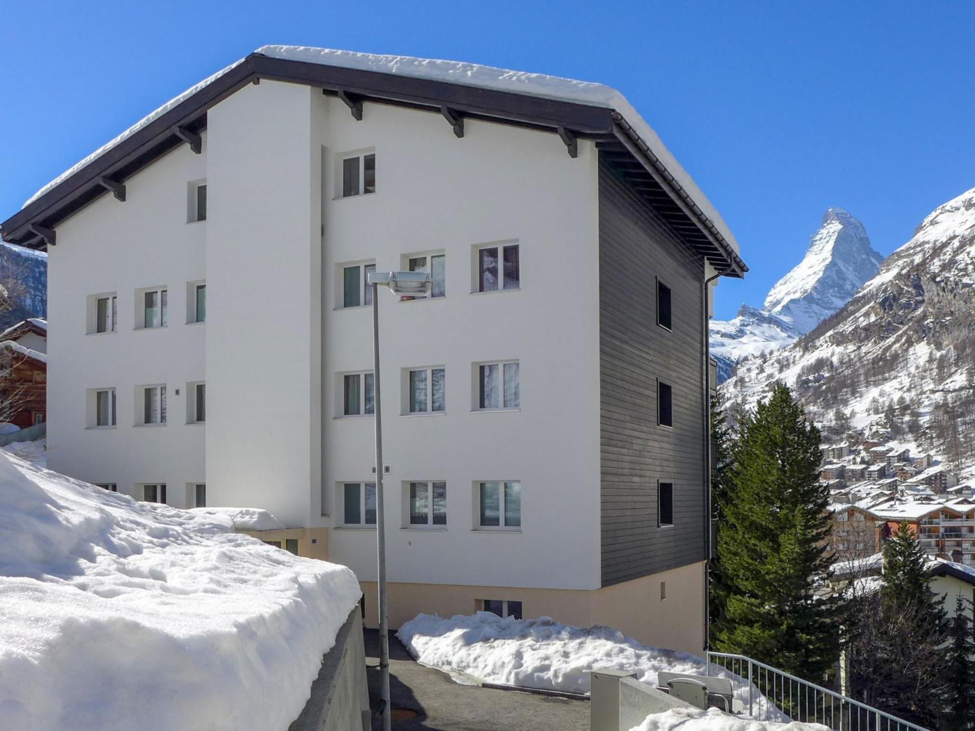 Apartment Dianthus-3 By Interhome Zermatt