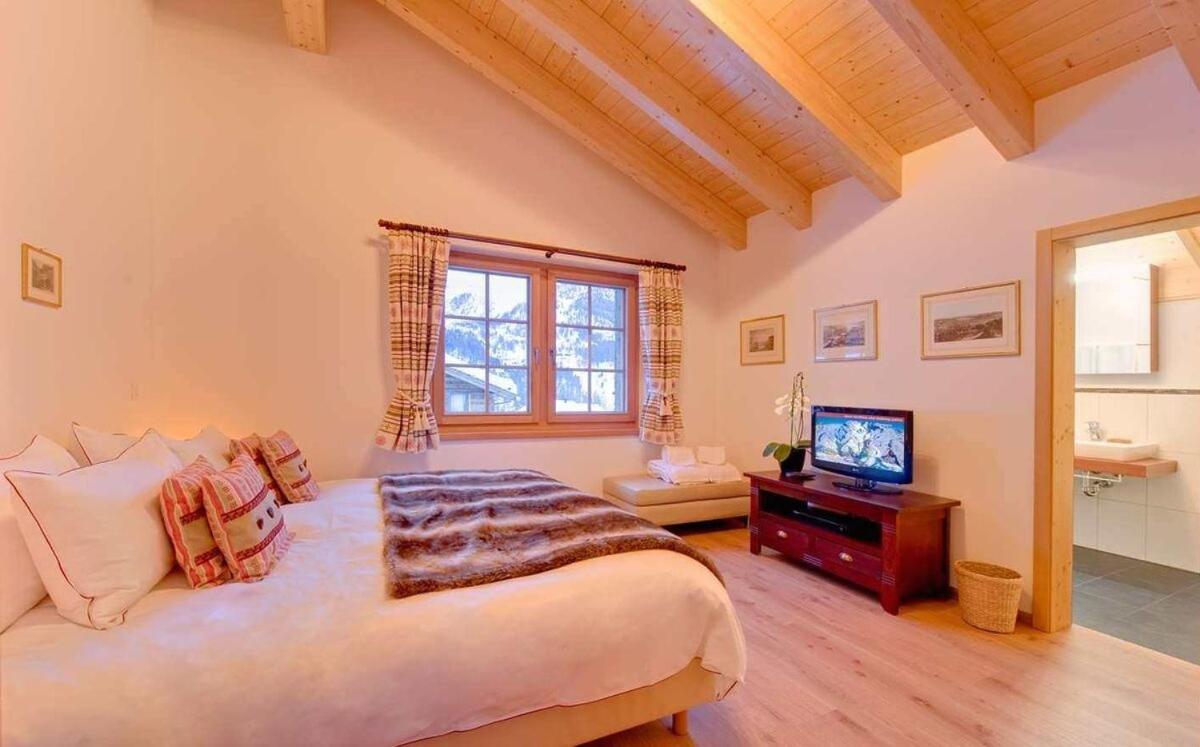 Villa Contact Us At What App - 0041-798-079-427 To Book!! Chalet Im Alpinen Stil 6 Schlafzimmer *