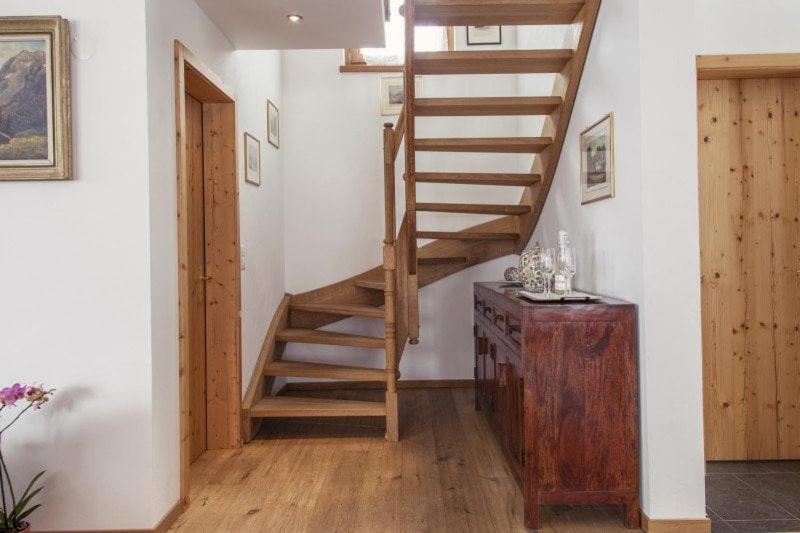 Contact Us At What App - 0041-798-079-427 To Book!! Chalet Im Alpinen Stil 6 Schlafzimmer Villa *